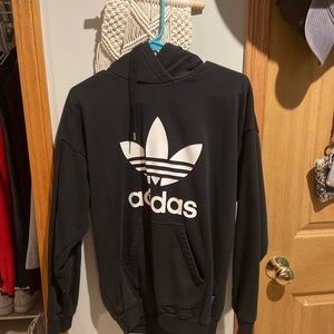 Adidas Sweatshirt